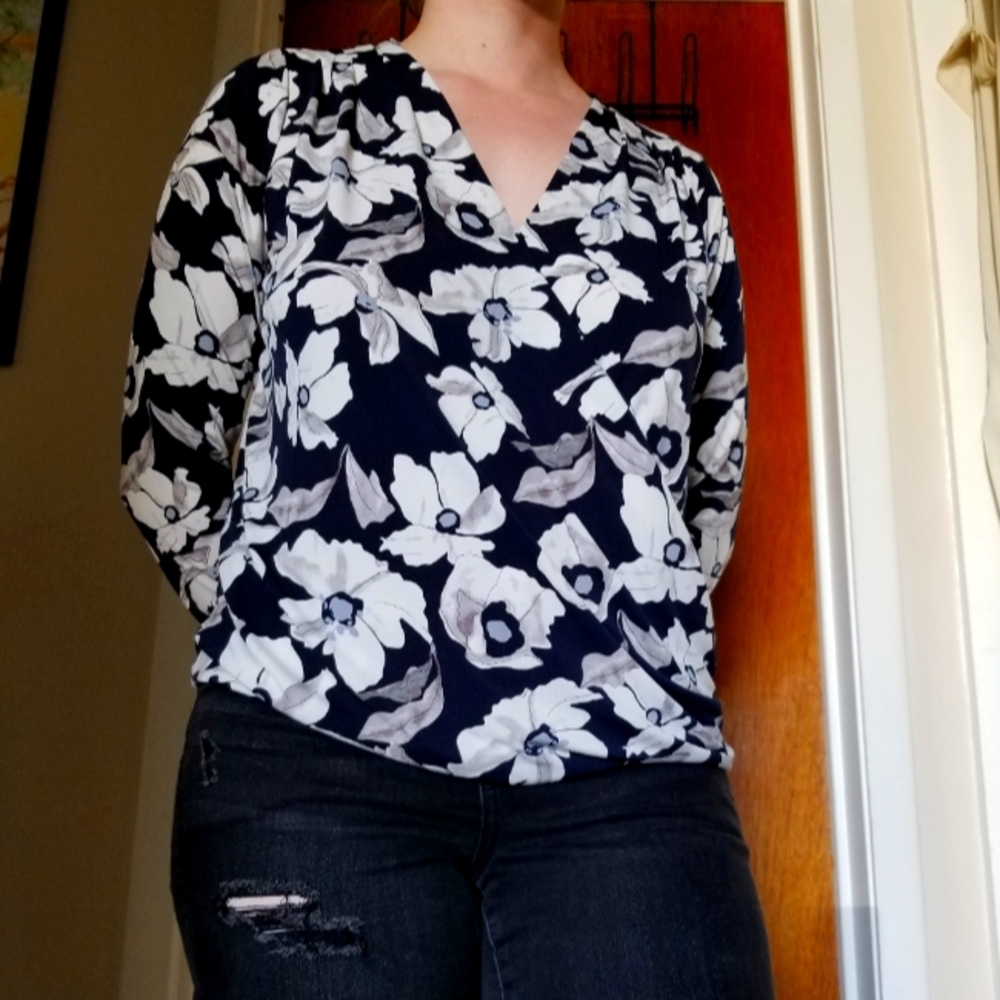 Banana Republic | Navy Blue Floral | Floral Office Blouse